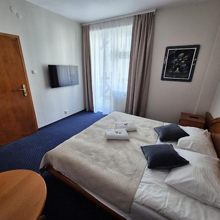 Familijny Osrodek Wypoczynkowo - Rehabilitacyjny Krynica Zdroj Hotel Exterior photo